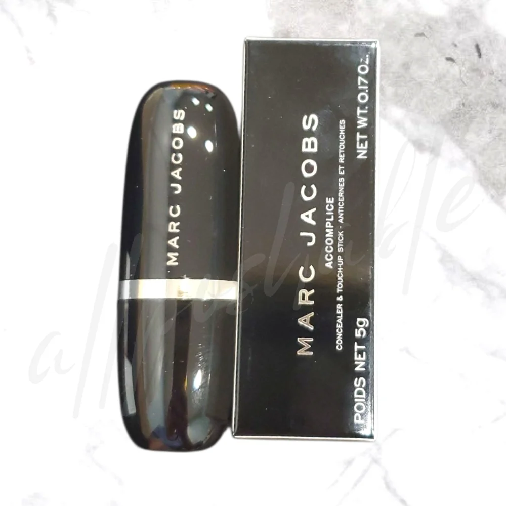 Marc Jacobs Accomplice Concealer Stick - Tan